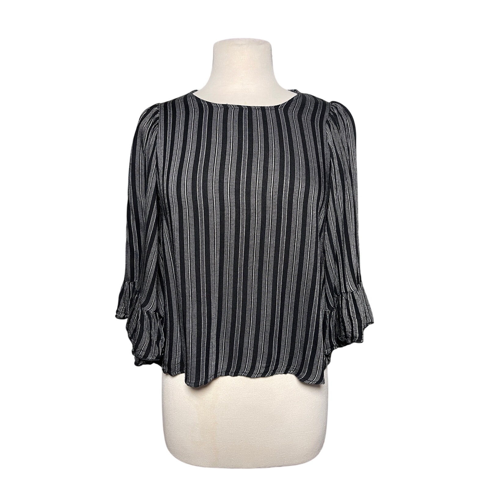 Anthropologie Drew Women’s Black And Cream Striped Ruffled Cuff Top